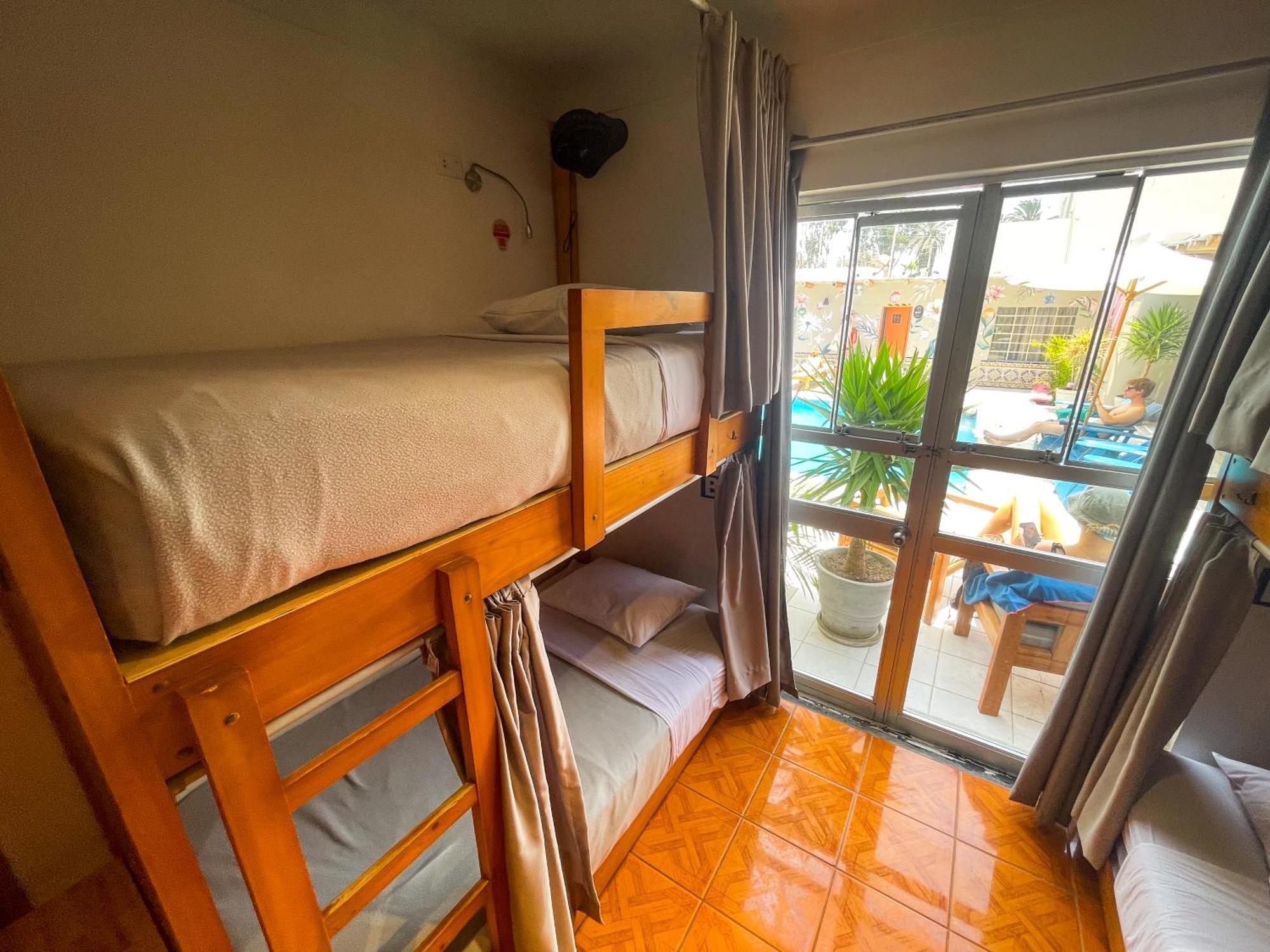 Viajero Paracas Hostel エクステリア 写真